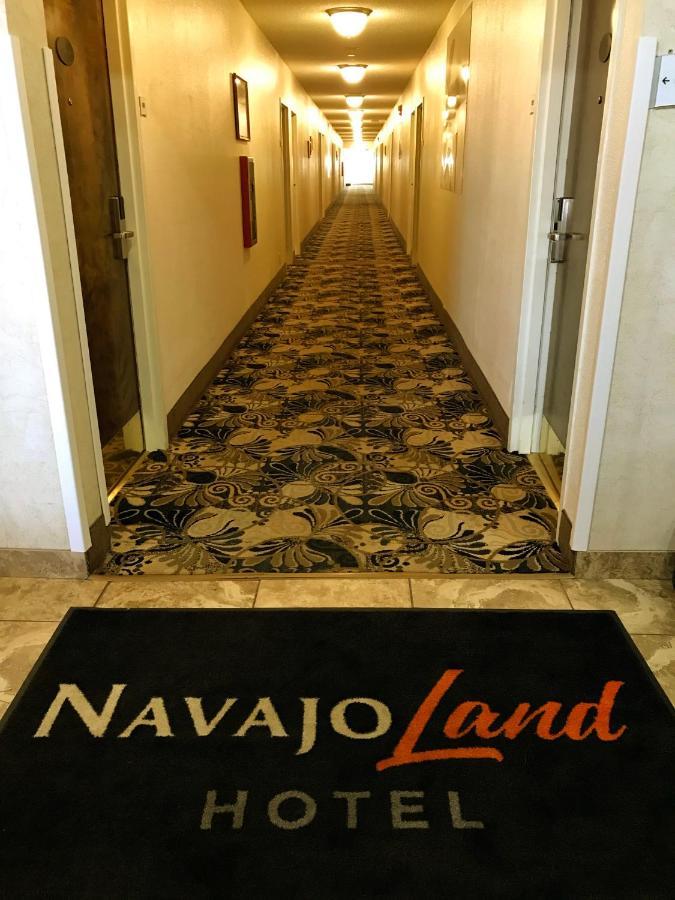 Navajoland Hotel Tuba City Bagian luar foto